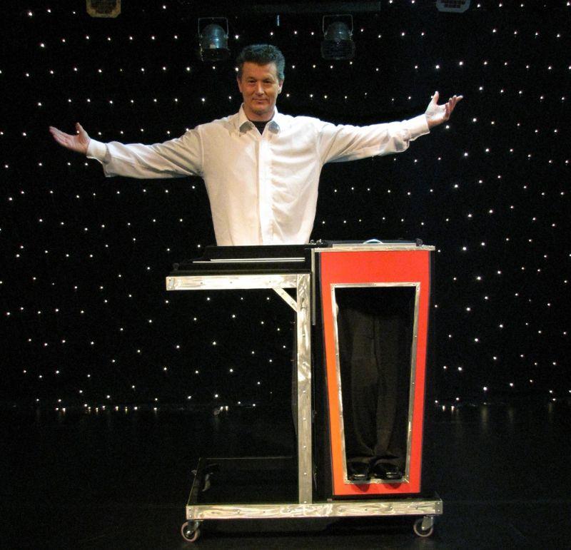 02_magic_john