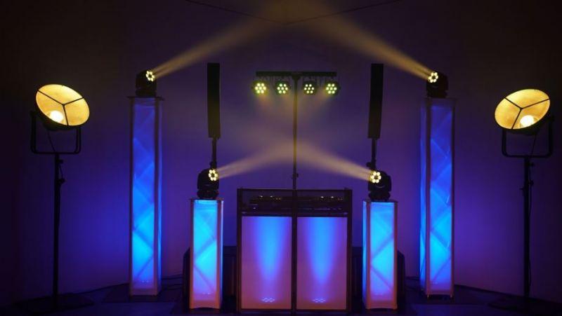 3_dutch_dj_wedding_drive-in-show